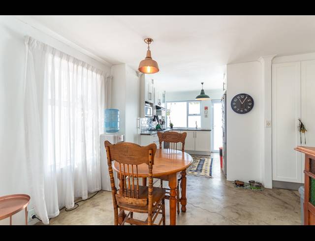3 BEDROOM HOUSE FOR SALE IN WEST BEACH